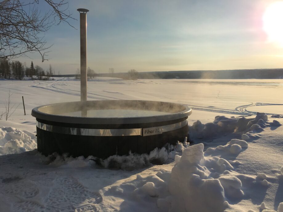 Hot Tub in Snow Norråker